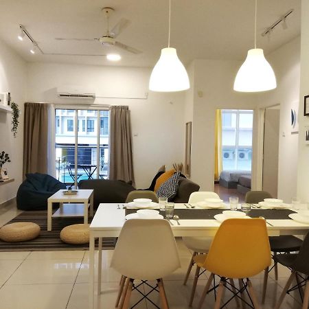 Subang City Residence, 8-9 Pax With Balcony, Walking Distance To Summit, 5Min To Sunway Subang Jaya Esterno foto