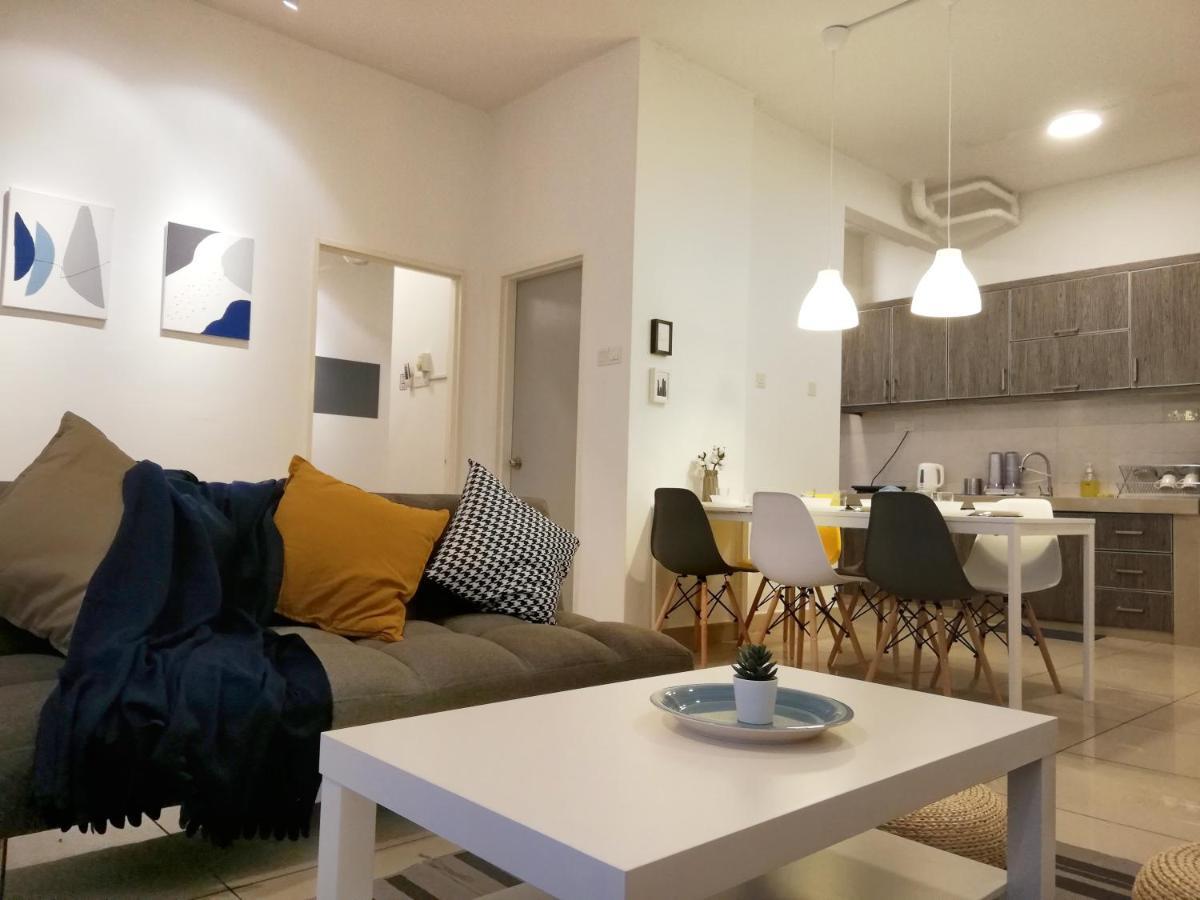 Subang City Residence, 8-9 Pax With Balcony, Walking Distance To Summit, 5Min To Sunway Subang Jaya Esterno foto