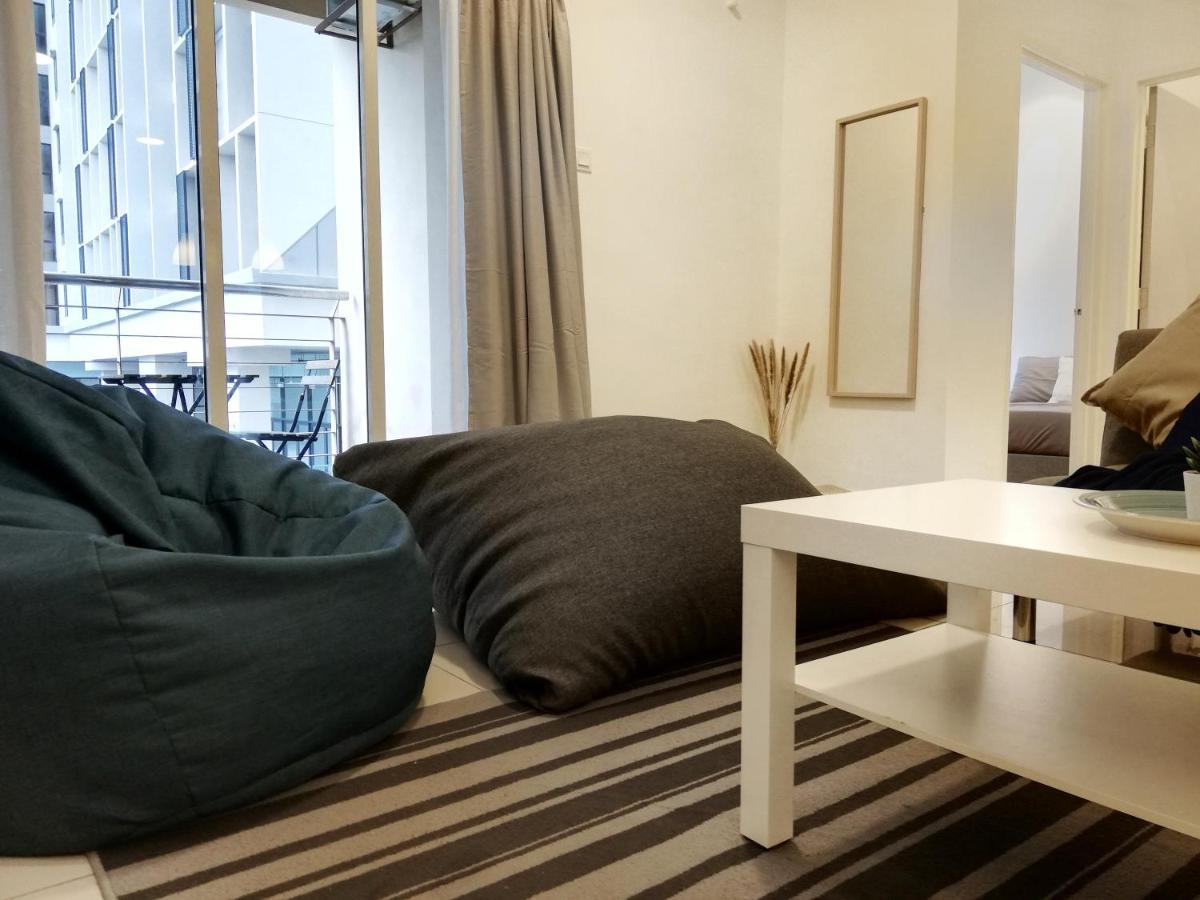 Subang City Residence, 8-9 Pax With Balcony, Walking Distance To Summit, 5Min To Sunway Subang Jaya Esterno foto