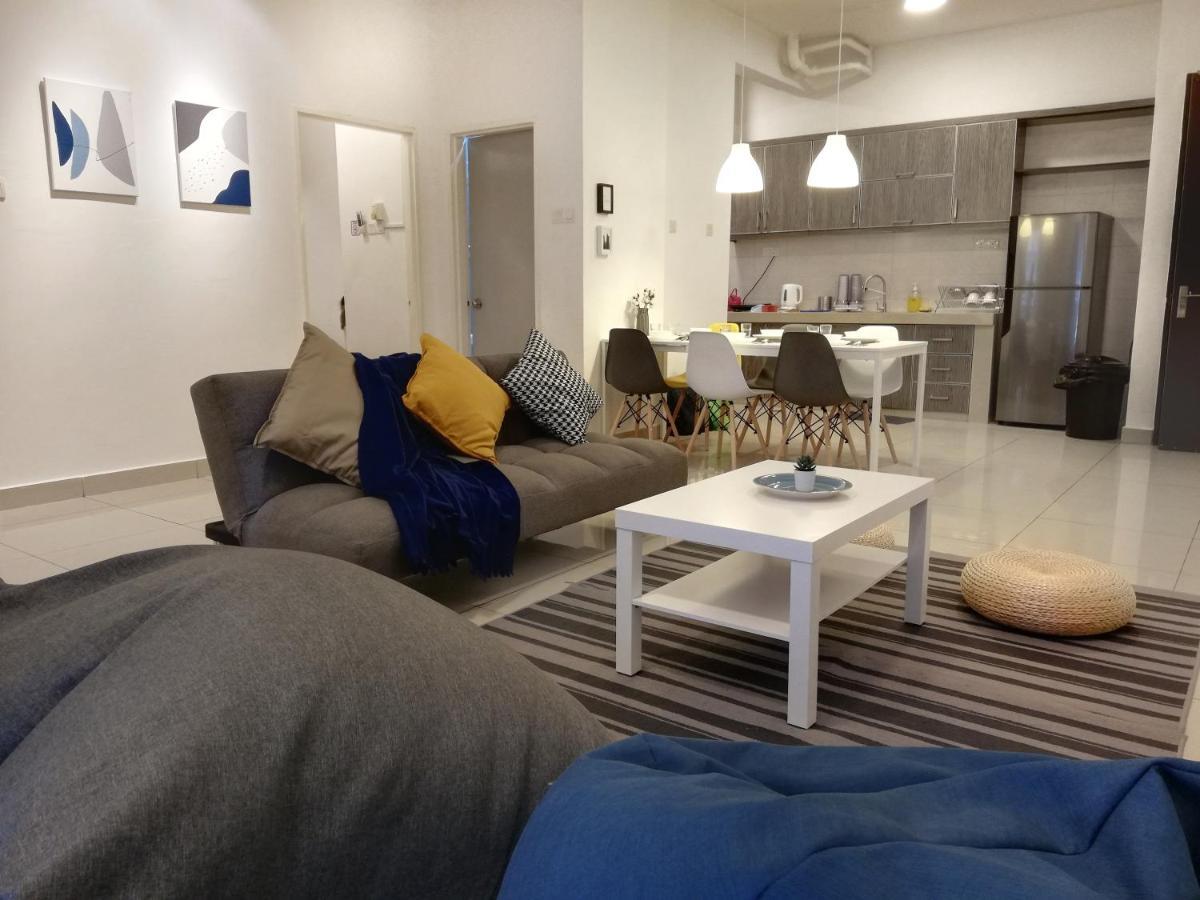 Subang City Residence, 8-9 Pax With Balcony, Walking Distance To Summit, 5Min To Sunway Subang Jaya Esterno foto