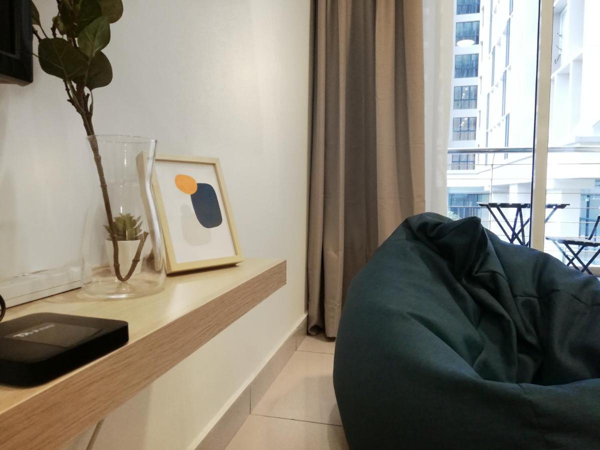Subang City Residence, 8-9 Pax With Balcony, Walking Distance To Summit, 5Min To Sunway Subang Jaya Esterno foto